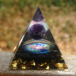 Orgonite pyramide reiki améthyste obsidienne