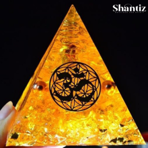 pyramide qui attire de la fortune